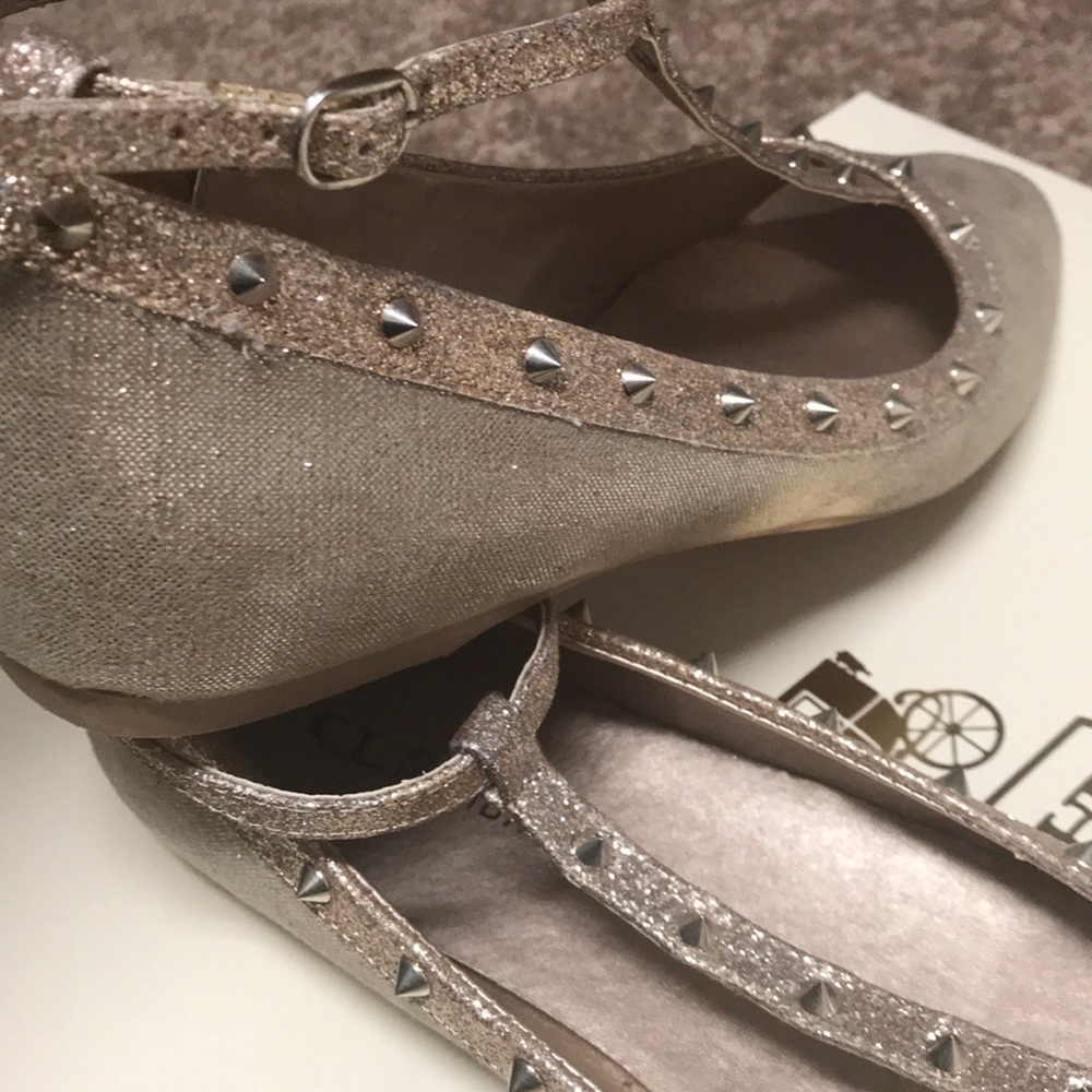 [Send Offers] 👠SHOOEESS - Picture 4 of 4